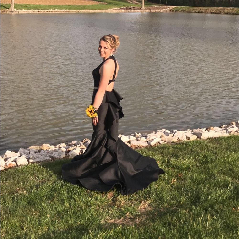 Long black formal - Picture 2 of 2